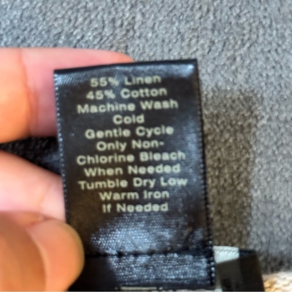 Ann Taylor Beige Linen Blend Open-Front Cardigan

#1287 - Picture 4 of 6